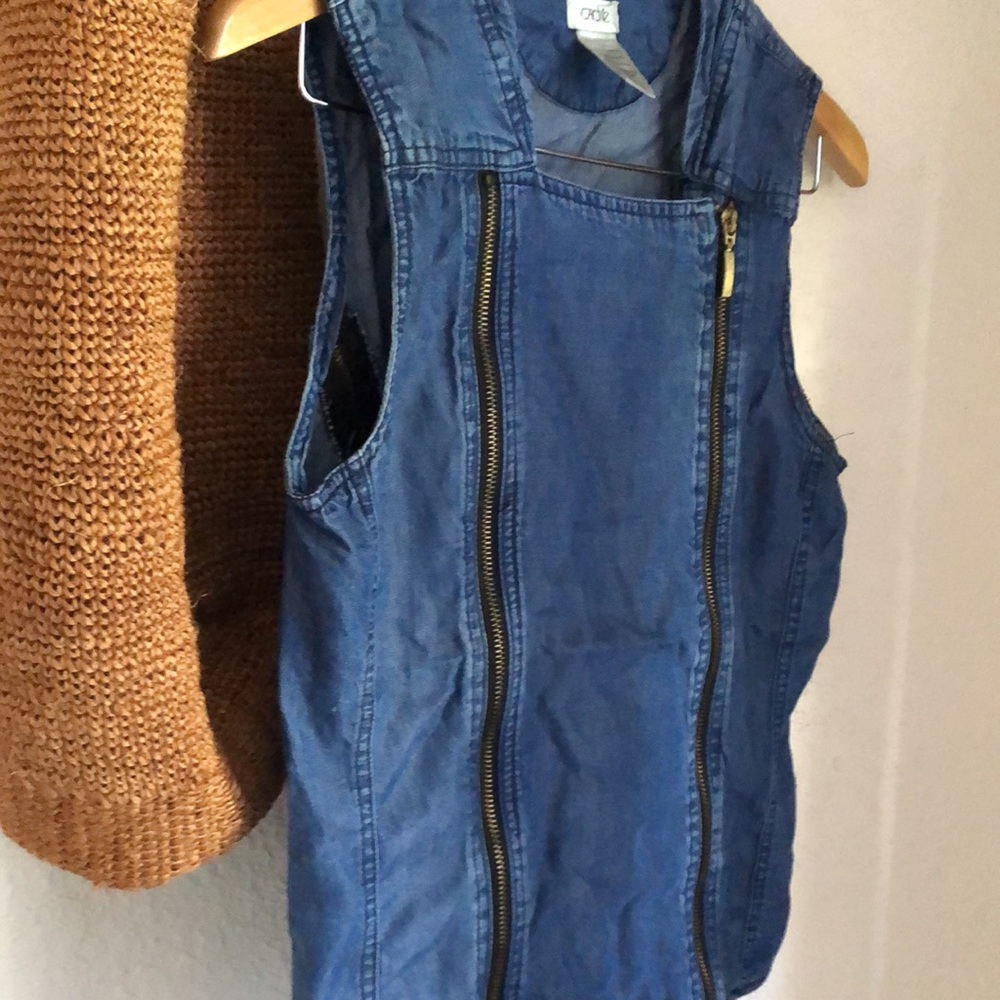 Y2K Cache Zipper Vest - Picture 5 of 12